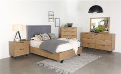 Taylor 5-piece Eastern King Bedroom Set Light Honey Brown - 223421KE-S5