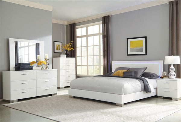 Felicity Wood Eastern King LED Panel Bed White High Gloss - 203500KE