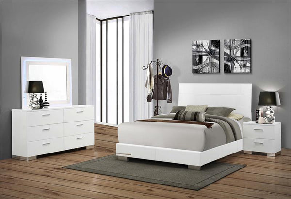 Felicity 4-piece Eastern King Bedroom Set White High Gloss - 203501KE-S4L