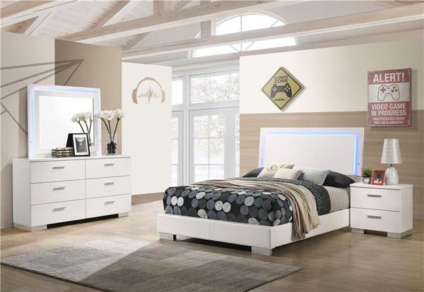 Felicity 4-piece Full Bedroom Set White High Gloss - 203500F-S4L