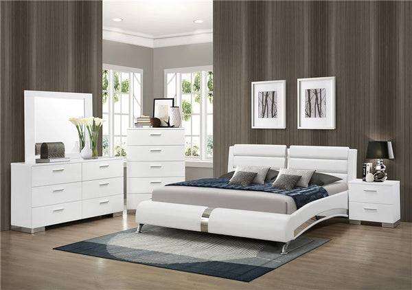 Jeremaine 5-piece California King Bedroom Set White - 300345KW-S5