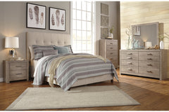 Dolante King Upholstered Bed - B130-582