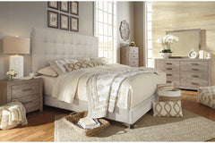 Dolante Queen Upholstered Bed - B130-581