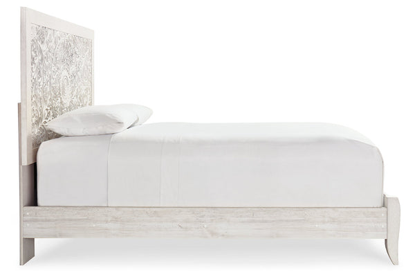 Paxberry Queen Panel Bed - B181B6