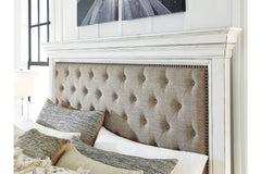 Kanwyn King Panel Bed - B777B10