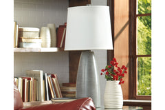 Shavontae Table Lamp (Set of 2) - L243004