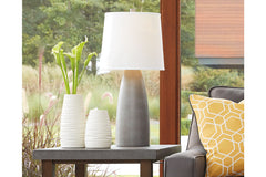 Shavontae Table Lamp (Set of 2) - L243004
