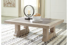 Hennington Coffee Table - T946-1